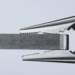 Пассатижи удлиненные фосфатированные, черного цвета 145 мм Knipex KN-0822145