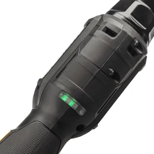 Гайковерт-трещотка аккумуляторный PRO 1/2" с переходником 1/4", 16 В, 2×2 А·ч, 85 Н·м Runtec 9