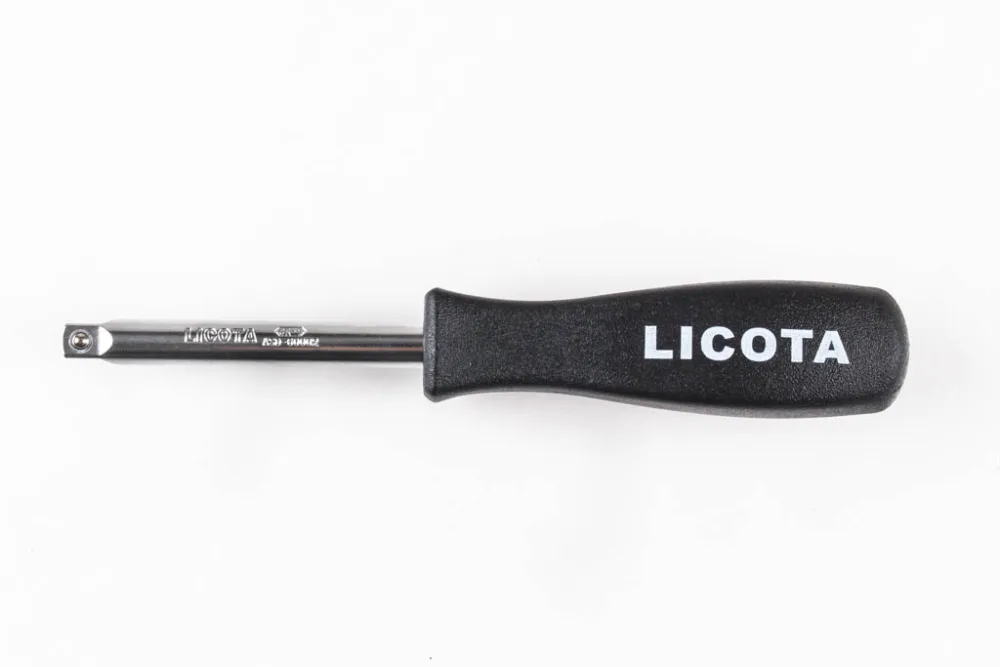 Вороток отвертка с пластиковой ручкой Licota ASD-60002
