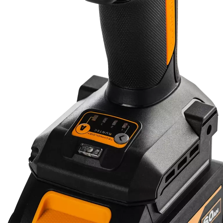 Гайковерт ударный аккумуляторный RUNTEC PRO 3/4", 20В, 2*6Ач, 1600Нм