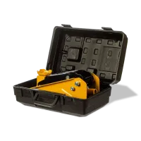 Домкрат подкатной, 2,25 т, 145–385 мм, в кейсе TECHNIC Runtec RT-PJ225