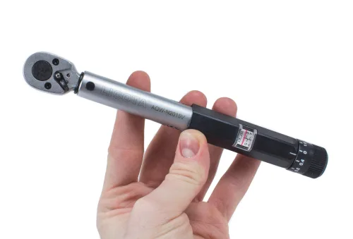 Динамометрический ключ 1/4" 3-15Нм, шкала-микрометр 4
