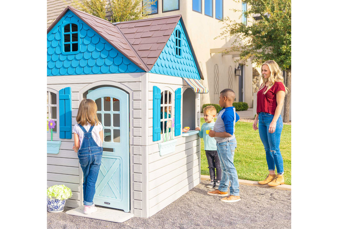 Детский домик Lifetime Playhouse, высота 2.15м